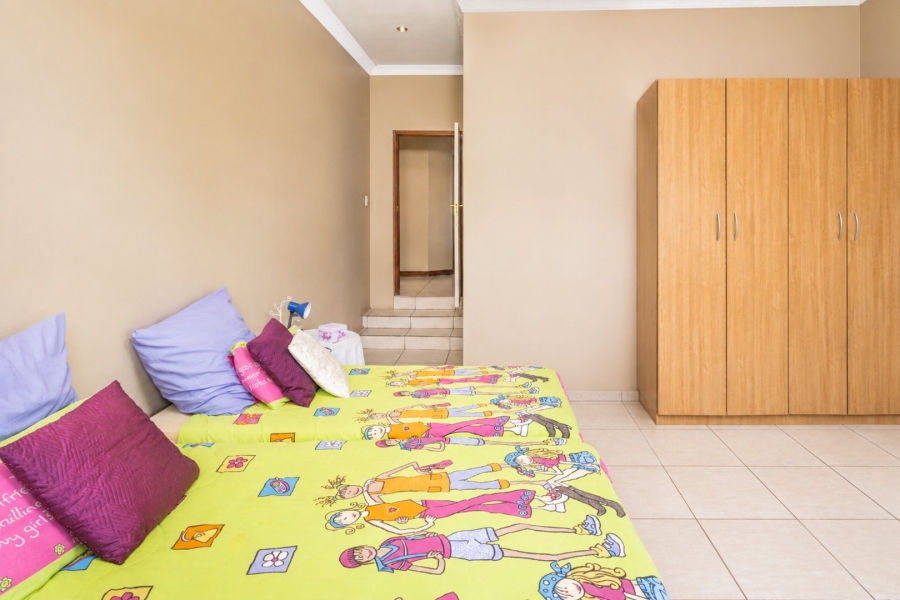 4 Bedroom Property for Sale in Kosmos Ridge North West